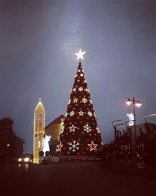 🎄💚💒  christmastree ❤ @wanmar_777 ... (Dhour choueir)