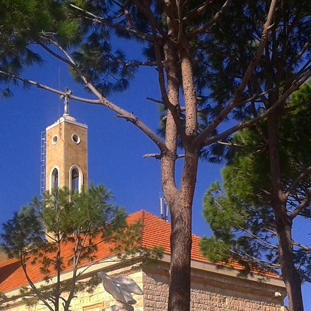 church oldstucture religion faith prayer eglise oldchurch