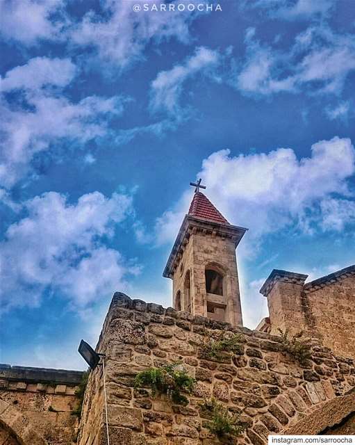  church  tyre tyrepage  sadasour  livelovejnoub  livelovetyre ... (Tyre, Lebanon)