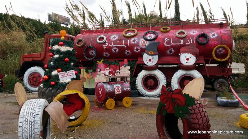 Civil Defense Christmas Decorations (Okaybe, Lebanon)