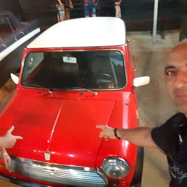 Classic cars parade @amchit  lebanon 🇱🇧  minicooper  classic_cars_parade... (Amchitt, Mont-Liban, Lebanon)