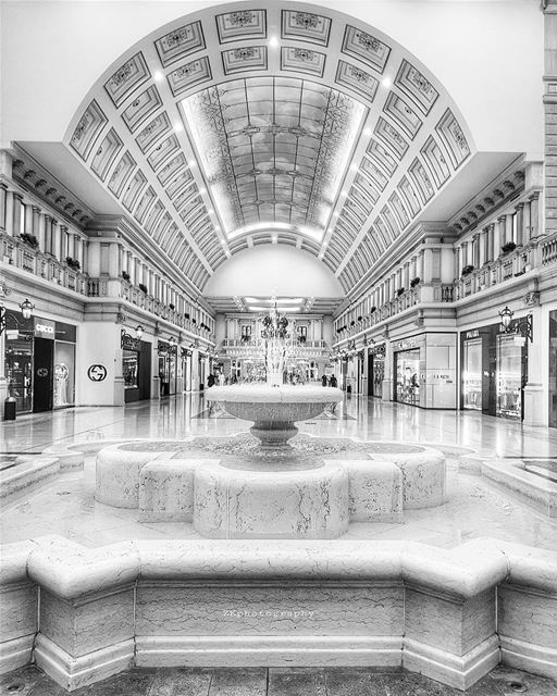 coffee time ☕ * bnw  bnw_captures  bnw_planet  bw  bw_photooftheday ... (Villaggio Mall | فيلاجيو مول)