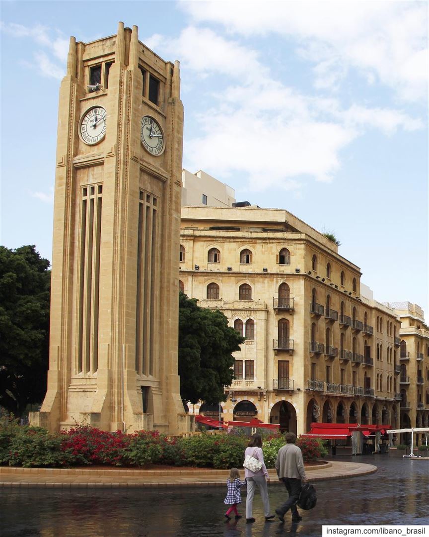 🇱🇧🇧🇷 Com chuva ou sem chuva, Beirute não perde seu charme. Bom dia,... (Downtown Beirut)