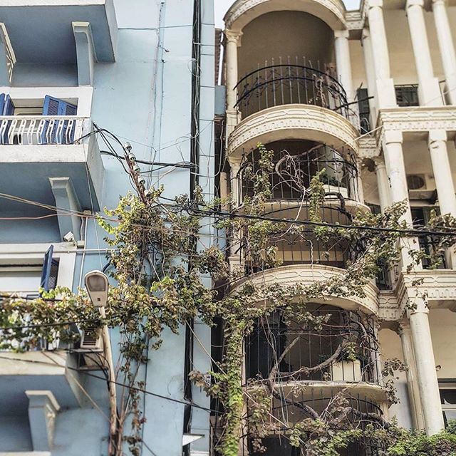 Connecting two old buildings 🌿 [Photo and caption by @melissahashem] (Beirut, Lebanon)