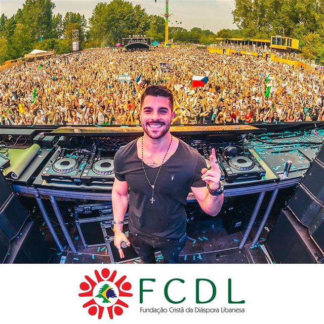 🇱🇧🇧🇷 Considerado na atualidade o DJ e produtor musical mais famoso do...