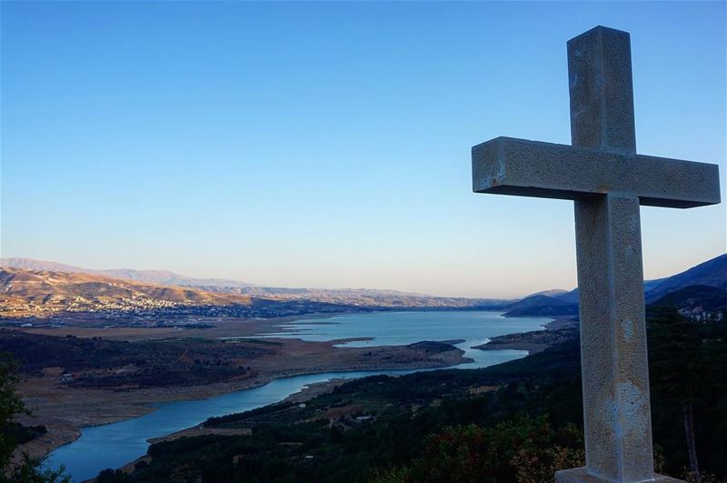 💙Contrary to what is known: collect heartfelt moments, meaningful things... (Saghbîne, Béqaa, Lebanon)