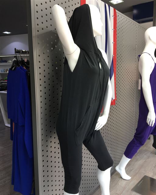 Cool sporty jumpsuit with hookyDailySketchLook 372 shopping  italian ... (Er Râbié, Mont-Liban, Lebanon)