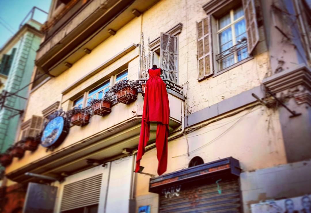 Cooler than the Red Dress  onlyinlebanon  alwayslookingup  lebanese ... (Beirut, Lebanon)