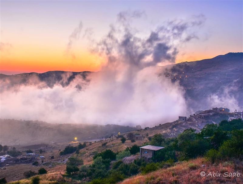 Crazy clouds invasion! .. lebanon  sannine  clouds  sunset🌅 ... (Sannin, Mont-Liban, Lebanon)