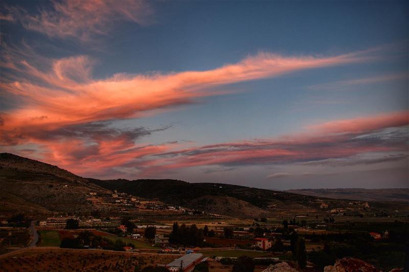  crazysky 🌅.... sunset sunsetporn sunsetpics landscape... (Maydaneh)