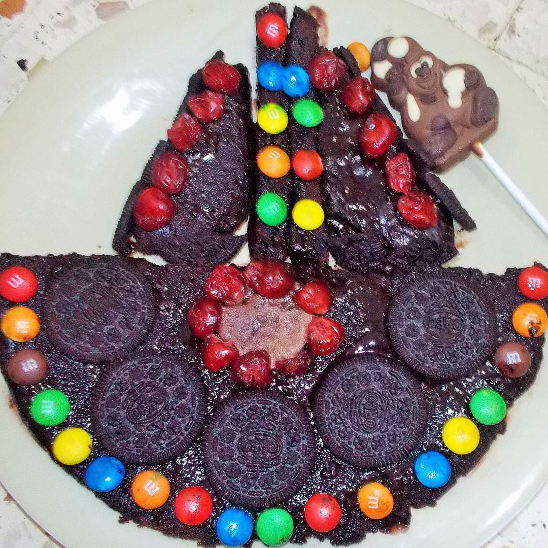 Creative brownie cake...and it's homemade :)  Lebanon  Lebanese  delights ...
