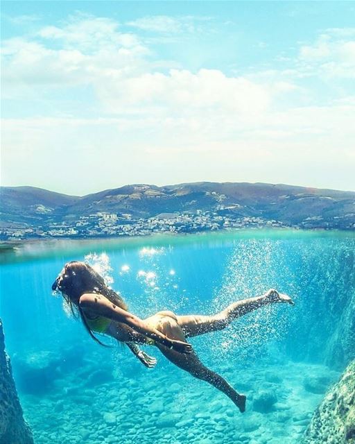 credit to @chadi.fares -  Nothing like taking a dip in the deep blue...