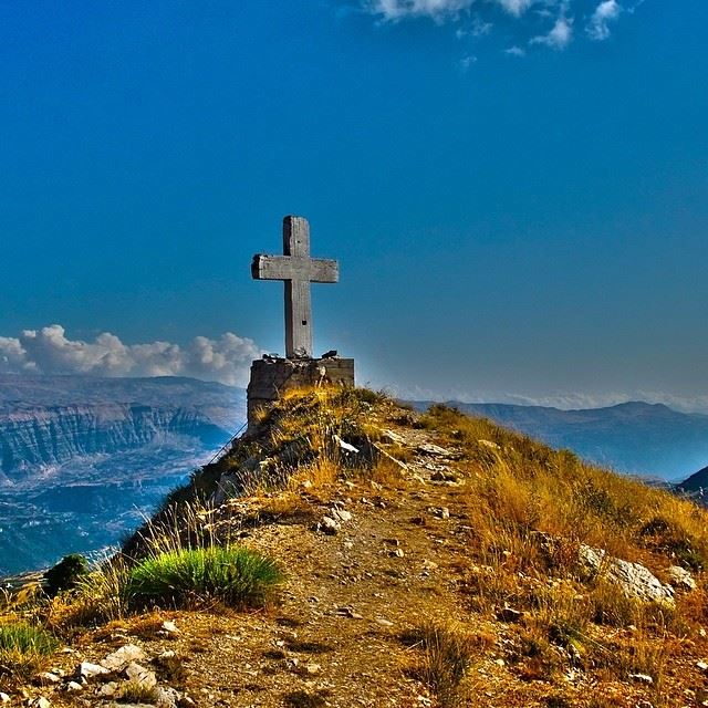  cross  kartaba  qartaba  lebanon  church  laklouk  jbeil  beirut  lasa ...