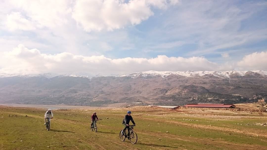  cyclingcircle  lakeqaraoun ... (Lake Qaraoun)