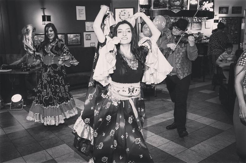  dance gipsy gitana show UK lebanon moscow germany hotel restaurant dubai...
