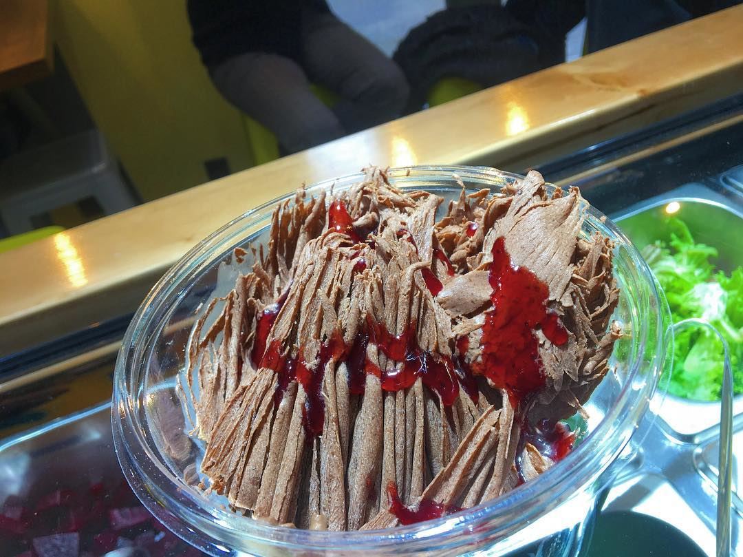 Dark Chocolate Ice Cream + Strawberry =  L O V E 😍@pokebeirut --... (Beirut, Lebanon)