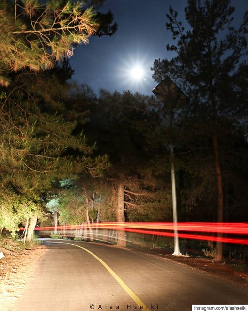 Dark Night, Full Moon, Car Lights 💫... Hseiki  Lebanon ... (Baïssoûr, Mont-Liban, Lebanon)