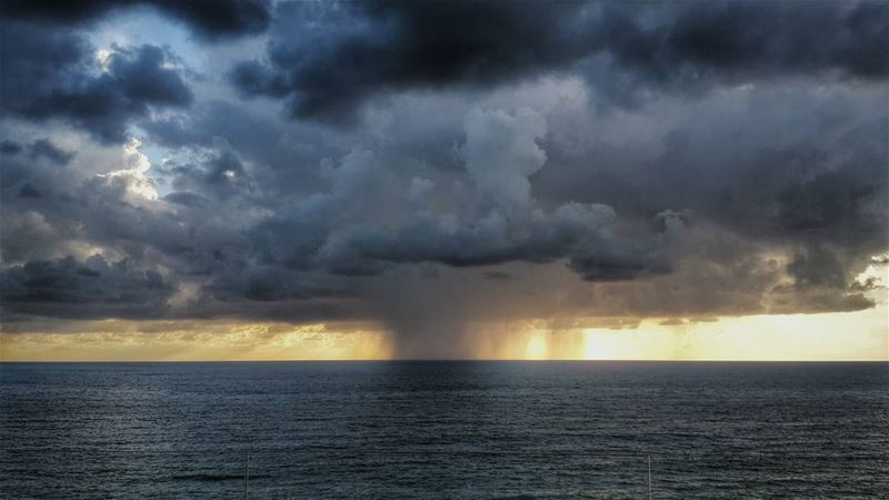  dark  sky  gonemad  tornado in the  sea with the  bright  horizon ...