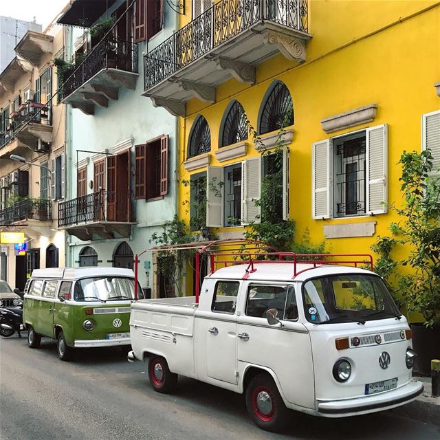 Das Auto 🌈☀️🌼••••••••••••••••••• livelovebeirut  beautifullebanon ... (Achrafieh, Lebanon)
