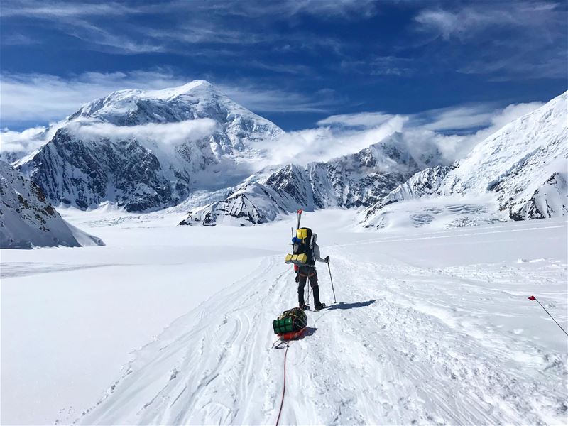 Day 1 : from base camp 2195m where we land on the glacier to camp 1 ⛺️ at... (Denali National Park)