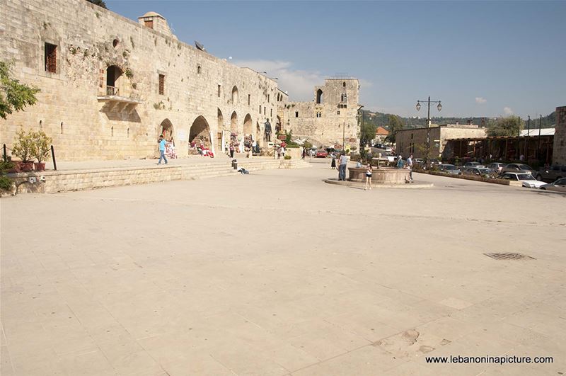 Dayr el Qamar Square and Traditional Houses (Deir El Qamar, Shouf, Lebanon)