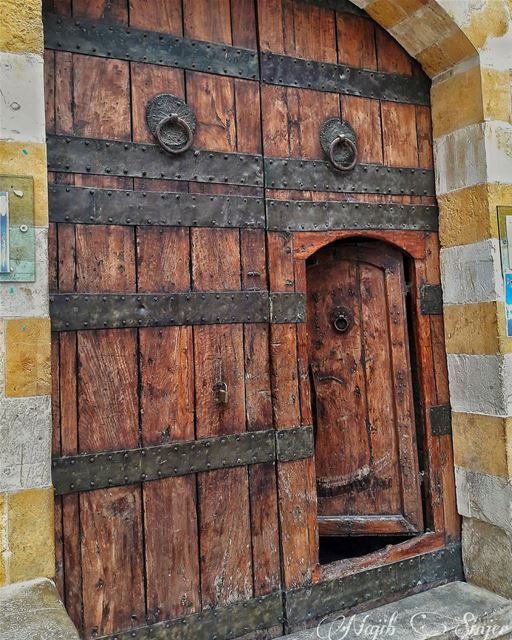  deirelqamar  loveliveshouf  lebanonspotlights  explorelebanon  travel ... (Deir el Qamar Synagogue)