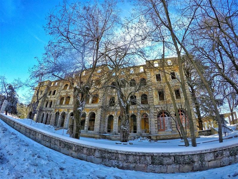 Deserted place  house  oldhouse  deserted  snow  snowseason  freezing ...