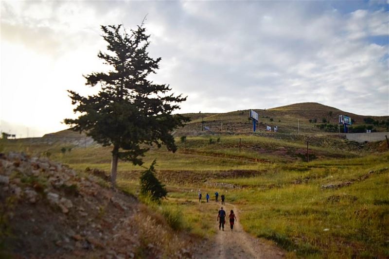 deux à deux 👫 weekend  saturday  livelovenature  hike  hiking  mountains...