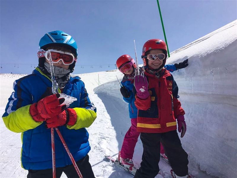 Did someone say popsicles?  FlyingFrog  FlyingFrogCo  ski  school  snow ... (Faraya Mzaar)