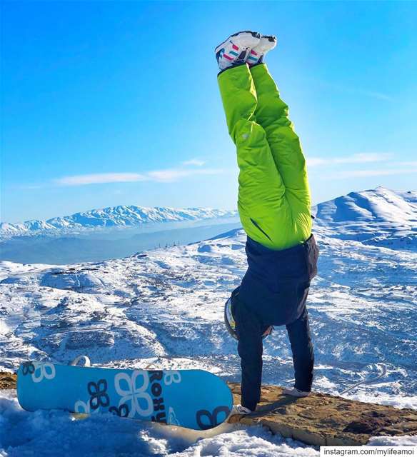 Different ǝʌıʇɔǝdsɹǝԀ🐍•••••• MyLifeAMoi  handstand  snow  Lebanon ... (Zaarour Club)