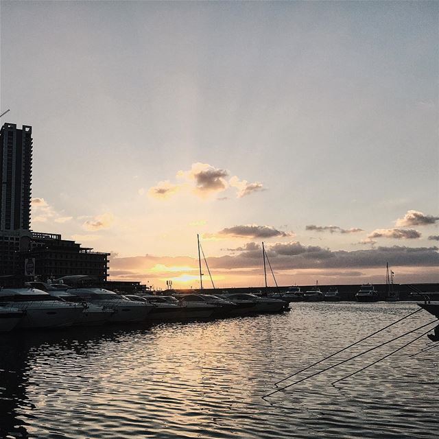 Disappear in to the 🌅. ... (Zaitunay Bay)