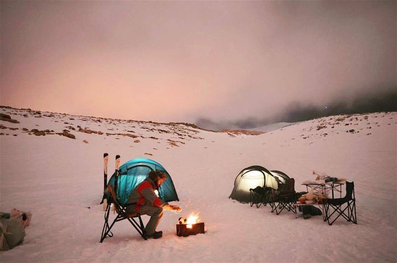 Discover the beauty of winter ❄⛺ by @elieggemayel Via @abihannabeindy -----