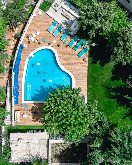 Dive into the blue heart 💙 (Faraya, Mont-Liban, Lebanon)