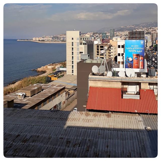 🇱🇧 Do you like the view ?!  uglybeirut  uglycity  beirut  lebanon  urban... (Az Zalqa', Mont-Liban, Lebanon)