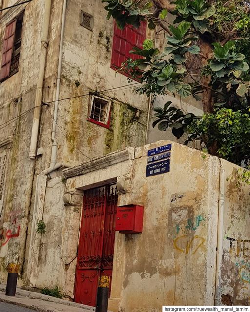 Do you remember when we painted our doors and windows..Why did we choose... (Ain El Mreisse, Beyrouth, Lebanon)