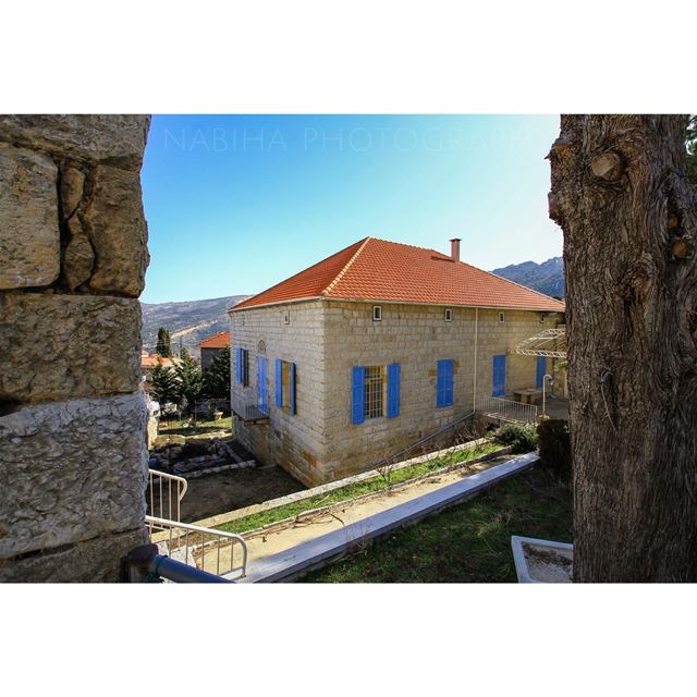 Douma House   spring  blue  history  old  hike  cloud  monday  history ... (Douma, Liban-Nord, Lebanon)