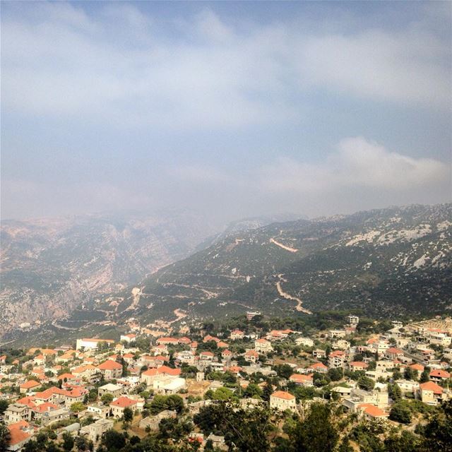 Douma, one of lebanon's most beautiful villages 🏡🏡 @lebanontraveler ... (Douma, Liban-Nord, Lebanon)