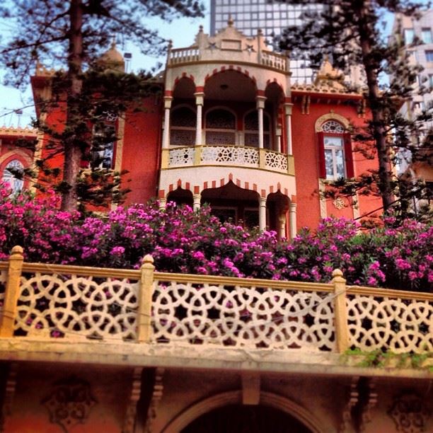 Dowager  architecture  travel  tradition  culture  houses  history ...