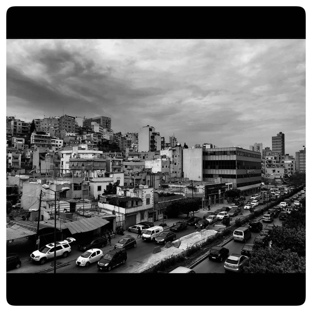 🇱🇧 Dramatic Beirut !photo taken by : @abandoned_lebanon.. uglybeirut... (Beirut, Lebanon)