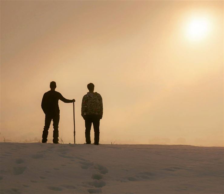 Dream fog  silhouette  hike  hikers  goldenhour  snow  sports  winter ...