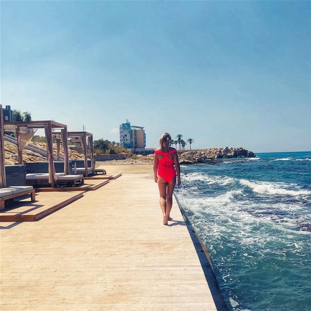Dreaming of far away places 👱🏻‍♀️☀️🌊🌈⭐️🍓👙🍹💚.. keepdiscovering .... (Lebanon)