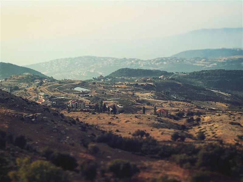  ehden  lebanon  north  afternoon  nature  walk  September  Summer2017 ... (Ehden, Lebanon)