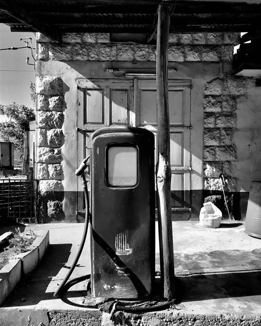  ehden  lebanon🇱🇧  oldstation  gazoil  blackandwhitephotography ... (Ehden, Lebanon)