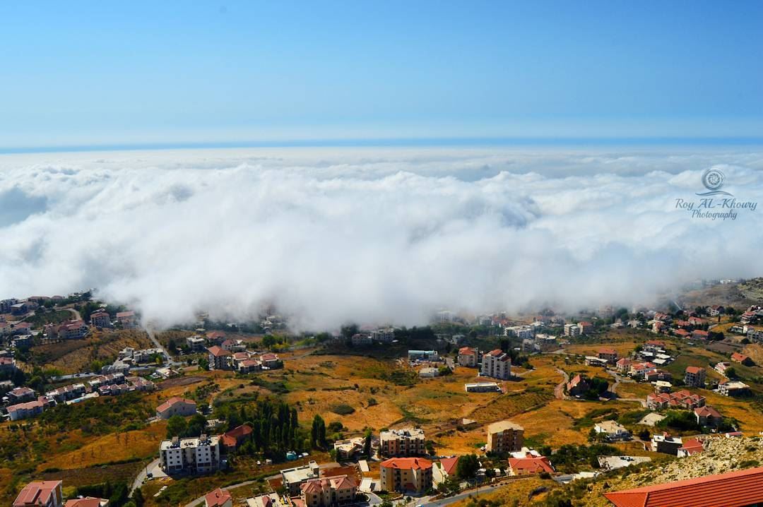  ehden  liveloveehden  livelovelebanon  RoyALKhouryPhotography clouds ... (Ehden, Lebanon)