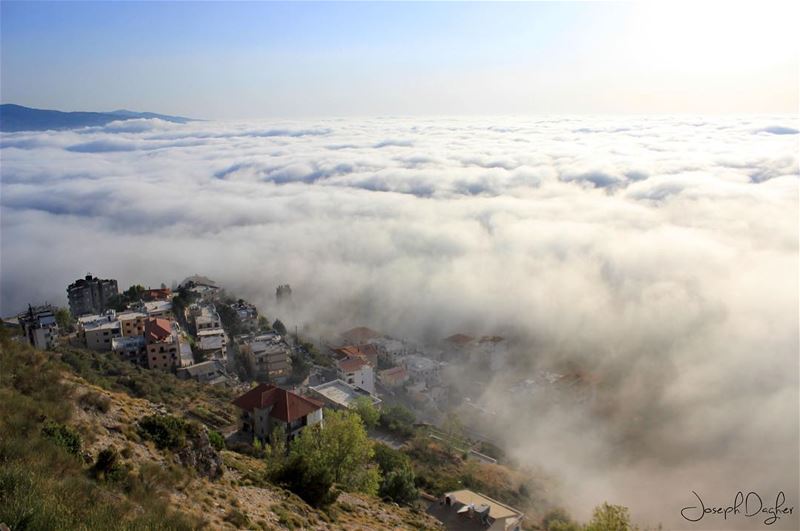 Ehden Seaside_______________________________________________________... (Ehdène, Liban-Nord, Lebanon)