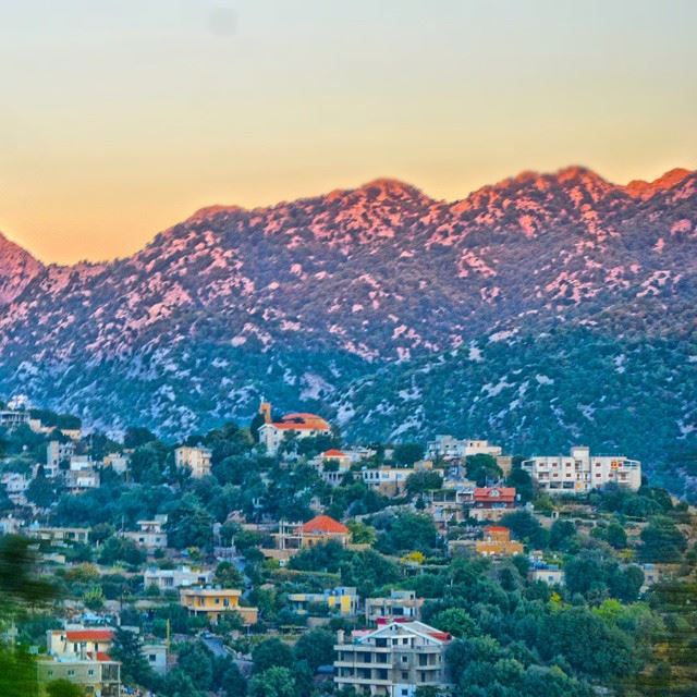 Ehmej village at sunset Camera : nikon d3200Location : Ehmej, Lebanon... (Ehmej, Mont-Liban, Lebanon)