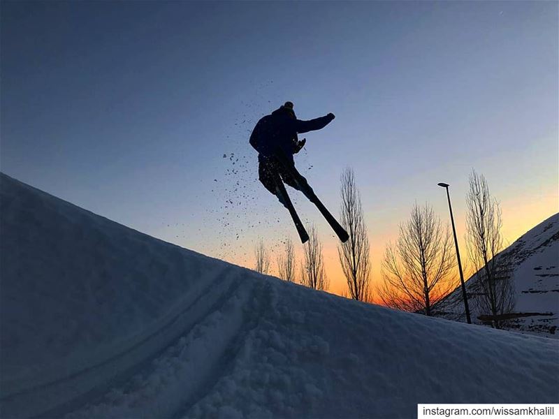 Ending your day with a freeride at chabrouh - Faraya  faraya ... (Faraya, Mont-Liban, Lebanon)