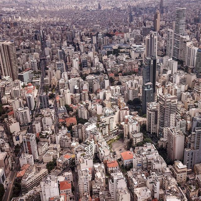 Endless Options in a beautiful city 🌃By @rabzthecopter  Beyrouth  Beirut... (Beirut, Lebanon)