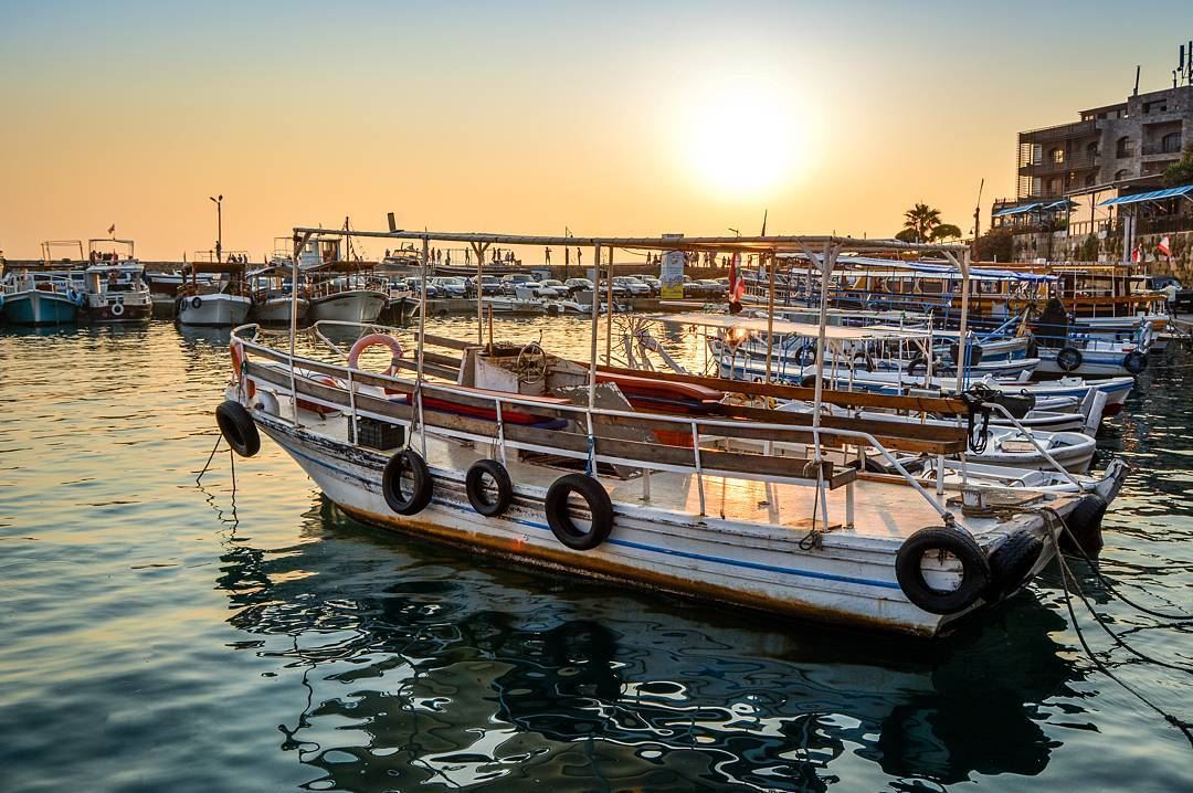 .Enjoying the beautiful Sunset moments | The old port of Byblos ... (Byblos, Lebanon)