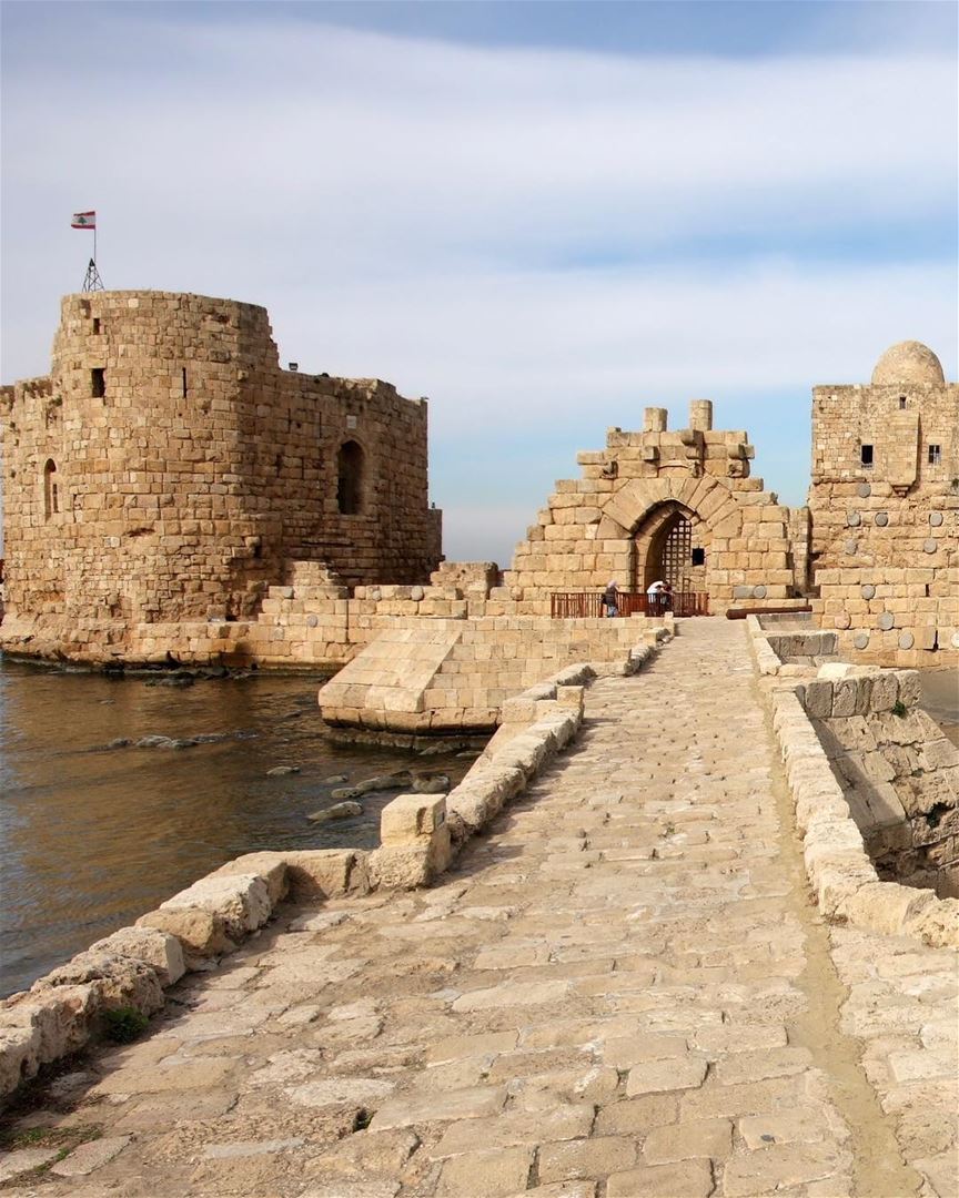 Erguido em 1228 pelos Cruzados, este pitoresco castelo fica em uma pequena... (Sidon Sea Castle)